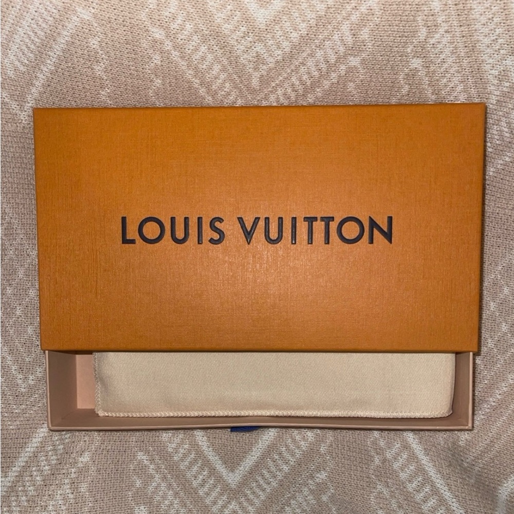 Louis Vuitton Clémence Wallet